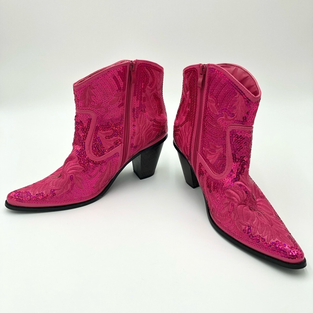 Helen’s Heart Fuschia Short Bling & Embroidered Boots Size 10 - Picture 4 of 16